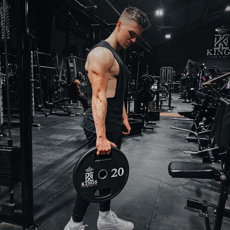 Fitness enthusiast and reviewer from Paris